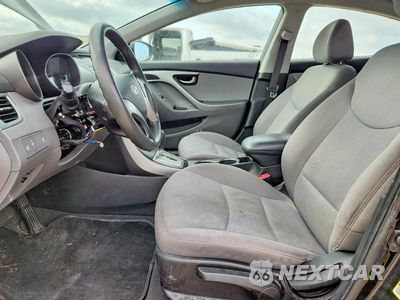Zdjęcie 7 z 12 samochodu: 2013 HYUNDAI ELANTRA GLS VIN:5NPDH4AE6DH372804 - miniatura