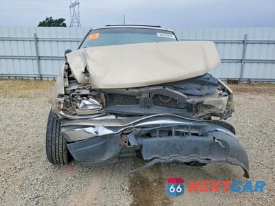 Piąte zdjęcie samochodu w środku: 2000 FORD EXPEDITION XLT VIN:1FMRU15L1YLB54419 - miniatura