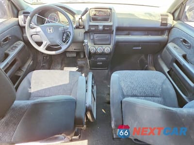 Zdjęcie 8 z 12 samochodu: 2006 HONDA CR-V LX VIN:JHLRD78576C045628 - miniatura