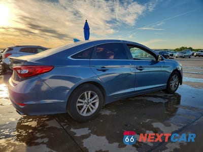 Trzecie zdjęcie samochodu z tyłu: 2015 HYUNDAI SONATA SE VIN:5NPE24AFXFH063502 - miniatura