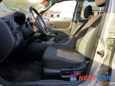 Zdjęcie 7 z 12 samochodu: 2007 FORD ESCAPE XLT VIN:1FMYU93167KA67504 - miniatura