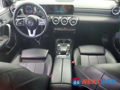 Zdjęcie 8 z 12 samochodu: 2020 MERCEDES-BENZ A 220 VIN:W1K3G4EB8LW044412 - miniatura