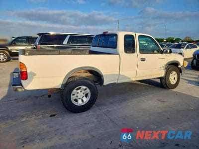 Trzecie zdjęcie samochodu z tyłu: 1999 TOYOTA TACOMA XTRACAB VIN:4TAWN72N4XZ515291 - miniatura