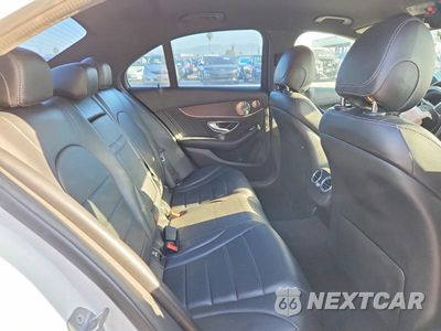 Zdjęcie 10 z 12 samochodu: 2016 MERCEDES-BENZ C 300 VIN:55SWF4JB5GU165925 - miniatura