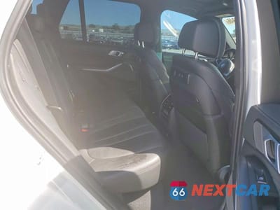 Zdjęcie 11 z 13 samochodu: 2020 BMW X5 XDRIVE40I VIN:5UXCR6C06L9B41979 - miniatura