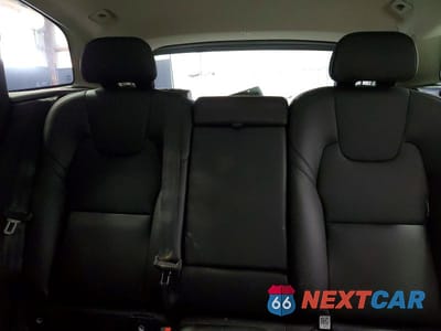 Zdjęcie 10 z 14 samochodu: 2025 VOLVO XC60 PLUS VIN:YV4M12RC7S1221306 - miniatura