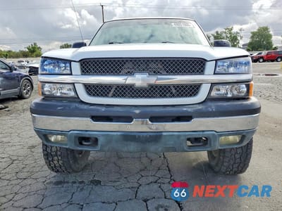 Piąte zdjęcie samochodu w środku: 2003 CHEVROLET SILVERADO K1500 VIN:1GCEK19T93E347501 - miniatura