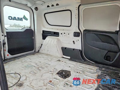 Zdjęcie 11 z 13 samochodu: 2018 RAM PROMASTER CITY VIN:ZFBERFAB4J6J24840 - miniatura
