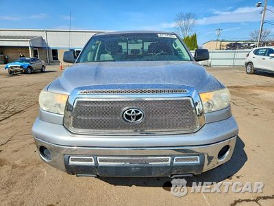 Piąte zdjęcie samochodu w środku: 2010 TOYOTA TUNDRA GRADE VIN:5TFUY5F10AX109770 - miniatura