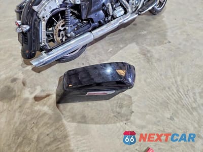 Zdjęcie 8 z 9 samochodu: 2021 HARLEY DAVIDSON FLTRX VIN:1HD1KHC15MB618022 - miniatura