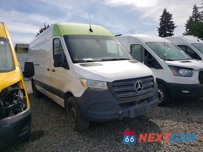 Czwarte zdjęcie samochodu z boku: 2019 MERCEDES BENZ SPRINTER 2500/3500 DELIVERY VAN VIN:WD3PF1CD6KP060886 - miniatura