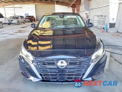 Piąte zdjęcie samochodu w środku: 2024 NISSAN ALTIMA SV VIN:1N4BL4DV4RN409458 - miniatura