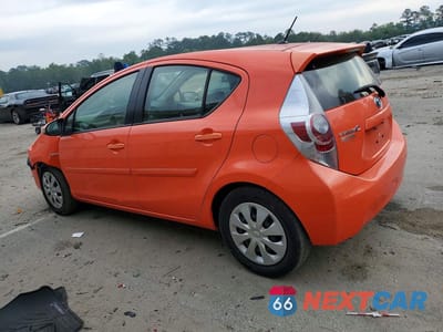 Drugie zdjęcie samochodu z przodu: 2014 TOYOTA PRIUS C TWO VIN:JTDKDTB35E1075090 - miniatura