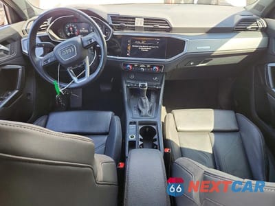 Zdjęcie 8 z 13 samochodu: 2021 AUDI Q3 PREMIUM PLUS S LINE 45 VIN:WA1EECF37M1028141 - miniatura