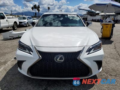 Piąte zdjęcie samochodu w środku: 2019 LEXUS ES 350 VIN:58ABZ1B15KU028208 - miniatura