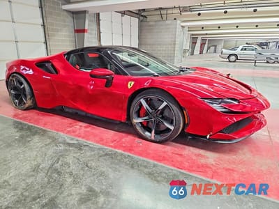 Czwarte zdjęcie samochodu z boku: 2022 FERRARI SF 90 SPIDER VIN:ZFF96NMA8N0276702 - miniatura