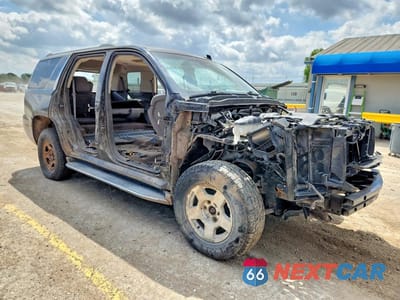 Czwarte zdjęcie samochodu z boku: 2015 GMC YUKON DENALI VIN:1GKS2CKJ7FR227222 - miniatura