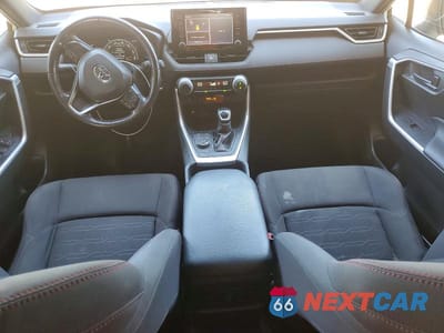 Zdjęcie 8 z 12 samochodu: 2021 TOYOTA RAV4 PRIME SE VIN:JTMAB3FV9MD065351 - miniatura