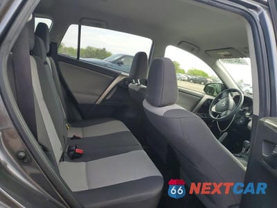 Zdjęcie 11 z 13 samochodu: 2015 TOYOTA RAV4 LE VIN:JTMBFREV7FD161558 - miniatura