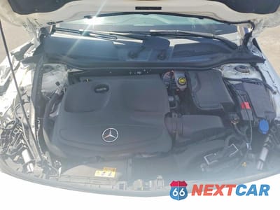Zdjęcie 11 z 12 samochodu: 2018 MERCEDES-BENZ CLA 250 VIN:WDDSJ4EB6JN682254 - miniatura