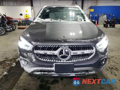 Piąte zdjęcie samochodu w środku: 2021 MERCEDES-BENZ GLA 250 4MATIC VIN:W1N4N4HB7MJ243264 - miniatura