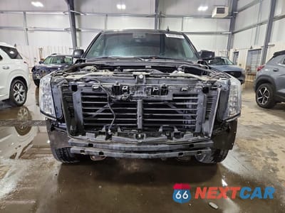 Piąte zdjęcie samochodu w środku: 2015 CADILLAC ESCALADE PREMIUM VIN:1GYS4CKJ0FR294308 - miniatura