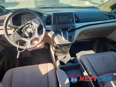 Zdjęcie 8 z 13 samochodu: 2019 HONDA ODYSSEY LX VIN:5FNRL6H23KB049236 - miniatura
