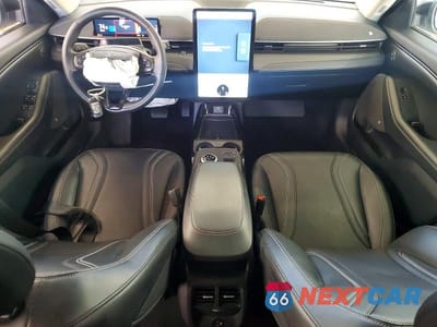 Zdjęcie 8 z 14 samochodu: 2023 FORD MUSTANG MACH-E PREMIUM VIN:3FMTK3SU2PMB06252 - miniatura
