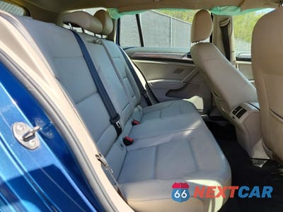 Zdjęcie 10 z 12 samochodu: 2018 VOLKSWAGEN GOLF ALLTRACK S VIN:3VWH17AU6JM768832 - miniatura