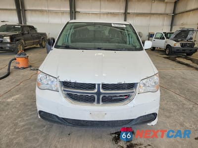 Piąte zdjęcie samochodu w środku: 2017 DODGE GRAND CARAVAN SE VIN:2C4RDGBG7HR765321 - miniatura