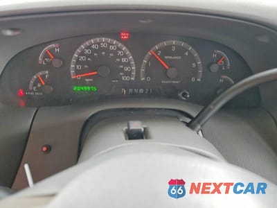 Zdjęcie 9 z 12 samochodu: 2002 FORD EXPEDITION XLT VIN:1FMRU15W52LA06470 - miniatura