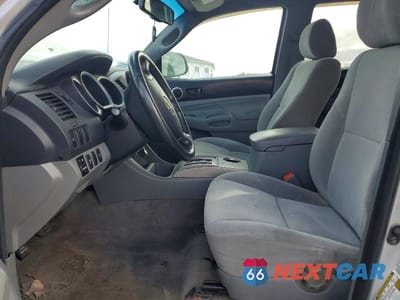 Zdjęcie 7 z 11 samochodu: 2010 TOYOTA TACOMA V6 VIN:3TMLU4EN9AM052318 - miniatura