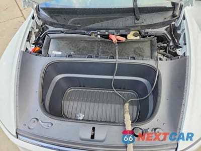 Zdjęcie 11 z 12 samochodu: 2026 TESLA MODEL Y VIN:7SAYGDEDXTF407138 - miniatura
