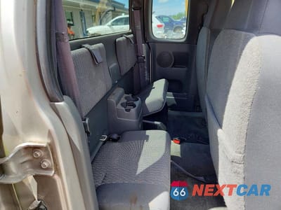 Zdjęcie 10 z 13 samochodu: 2006 CHEV COLORADO VIN:1GCDT196168318189 - miniatura
