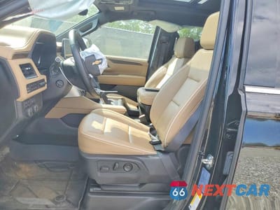 Zdjęcie 7 z 13 samochodu: 2024 CHEVROLET TAHOE K1500 PREMIER VIN:1GNSKSKD6RR299718 - miniatura