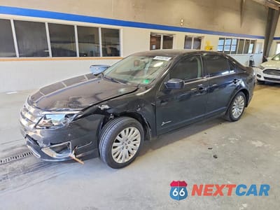 2010 FORD FUSION HYBRID 3FADP0L34AR115629 - główne zdjęcie licytacji z USA - miniatura
