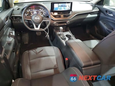 Zdjęcie 8 z 12 samochodu: 2025 NISSAN ALTIMA SV VIN:1N4BL4DW6SN377370 - miniatura