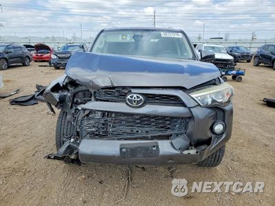 Piąte zdjęcie samochodu w środku: 2014 TOYOTA 4RUNNER SR5 VIN:JTEZU5JR7E5075287 - miniatura