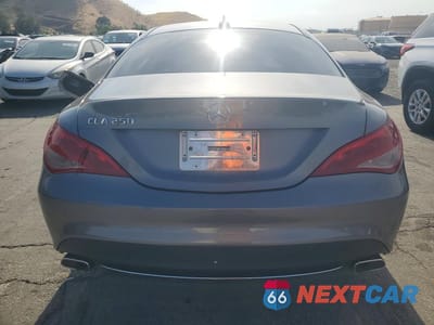 Zdjęcie 6 z 12 samochodu: 2014 MERCEDES-BENZ CLA 250 VIN:WDDSJ4EB8EN126405 - miniatura