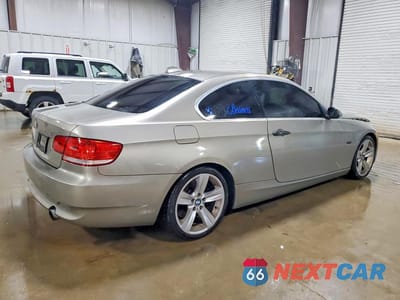 Trzecie zdjęcie samochodu z tyłu: 2008 BMW 335 I VIN:WBAWB73598P039691 - miniatura