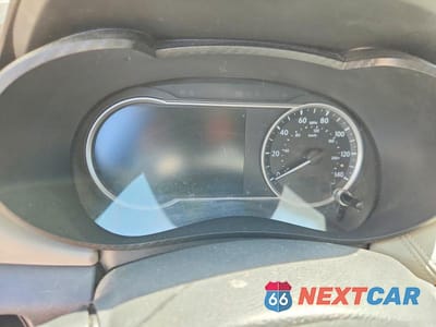 Zdjęcie 9 z 12 samochodu: 2020 NISSAN VERSA SV VIN:3N1CN8EV4LL860186 - miniatura