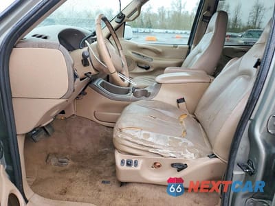 Zdjęcie 7 z 12 samochodu: 1999 FORD EXPEDITION VIN:1FMPU18L5XLC21038 - miniatura