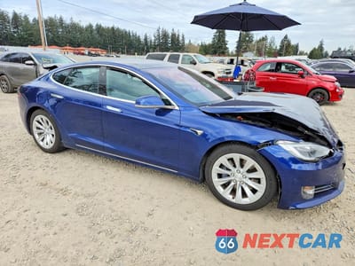 Czwarte zdjęcie samochodu z boku: 2016 TESLA MODEL S VIN:5YJSA1E27GF175864 - miniatura