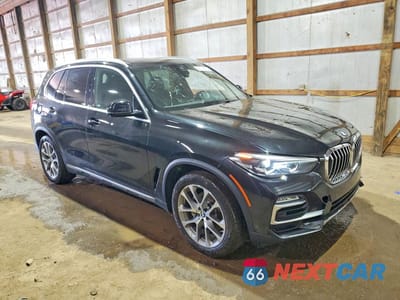 Czwarte zdjęcie samochodu z boku: 2019 BMW X5 XDRIVE40I VIN:5UXCR6C54KLL63690 - miniatura