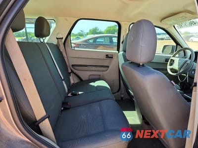 Zdjęcie 11 z 13 samochodu: 2011 FORD ESCAPE XLS VIN:1FMCU0C72BKC43239 - miniatura