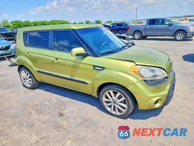 Czwarte zdjęcie samochodu z boku: 2012 KIA SOUL BASE VIN:KNDJT2A56C7422514 - miniatura