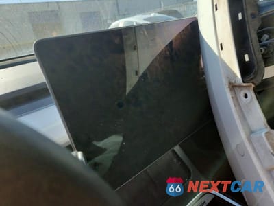 Zdjęcie 9 z 13 samochodu: 2022 TESLA MODEL Y VIN:7SAYGDEEXNF422959 - miniatura