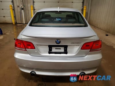 Zdjęcie 6 z 12 samochodu: 2010 BMW 335 XI VIN:WBAWC7C53AE271119 - miniatura