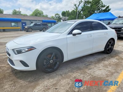 2019 MERCEDES-BENZ A 220 4MATIC WDD3G4FB9KW031696 - główne zdjęcie licytacji z USA - miniatura
