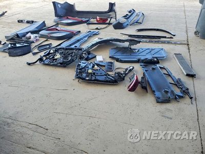 Zdjęcie 13 z 14 samochodu: 2026 MERCEDES-BENZ GLS 63 AMG 4MATIC VIN:4JGFF8KE3TB543055 - miniatura